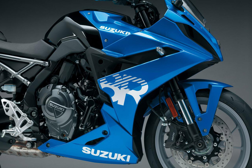 GSX-8R