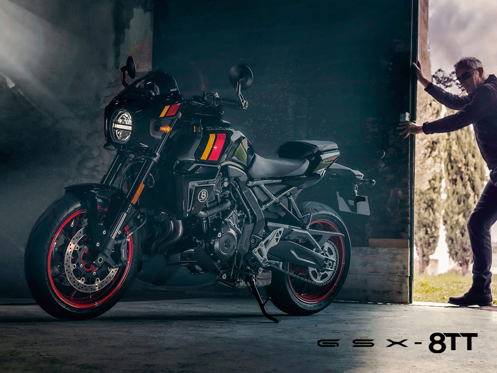 GSX-8TT