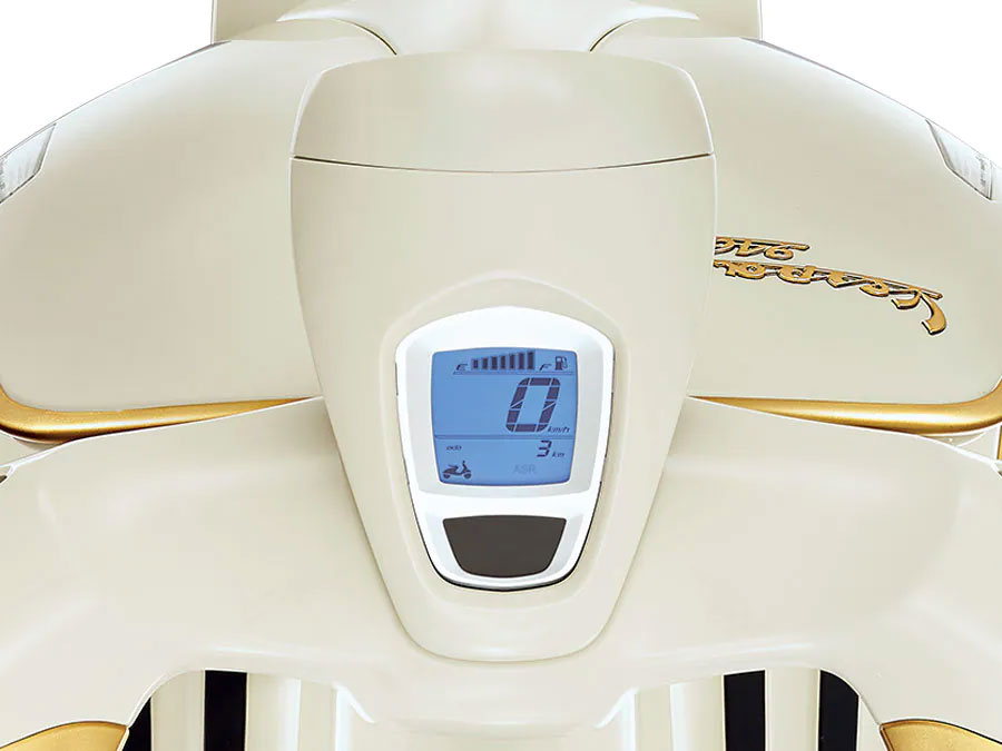 Vespa946 Christian Dior